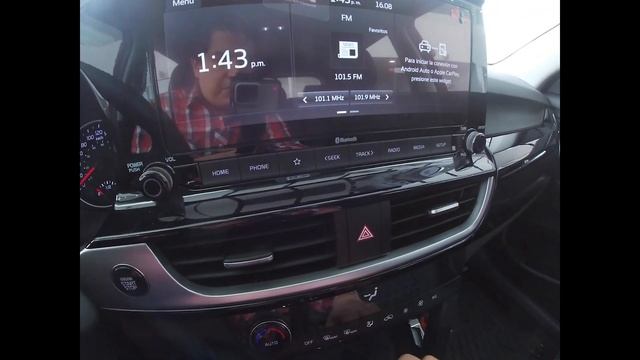 Kia Seltos 2023 - Una reseña distinta, probamos dos versiones la equipada y la austera (SX vs EX) смотреть онлайн