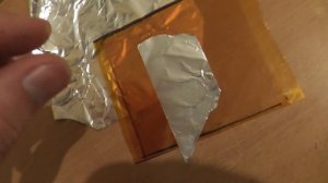 НУ ОЧЕНЬ ПРОСТОЙ ВЫСОКОВОЛЬТНЫЙ КОНДЕНСАТОР