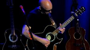 Acoustic-4-A-Cure 2016 "Always With Me, Always With You" Satriani, Johnson, Lee