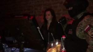 В рамках масштабного рейда полиция проверила более 30 ночных клубов и баров Санкт-Петербурга