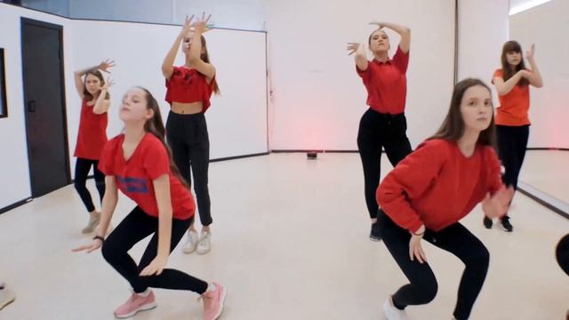 Школа танцев «Те-Кари» - Vogue Group [Хореограф: Хафизова Юлия] смотреть онлайн