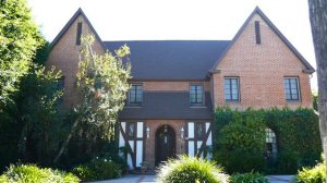 Adolphe Menjou Constance Bennett Peter Plant James Roosevelt Former Home Beverly Hills CA USA 2021