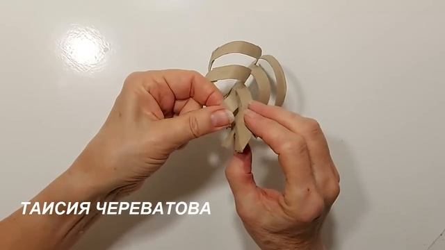 СТЫДНО НЕ ЗНАТЬ!! ГЛАЖУ КАРТОННЫЕ ВТУЛКИ ГОРЯЧИМ УТЮГОМ!КРАСОТИЩА для ДОМА.поделки СВОИМИ РУКАМИ Di смотреть онлайн