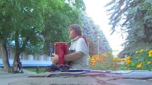 ИЗ К/Ф "ОФИЦЕРЫ",  А.РОЗЕНБАУМ "МЕСЯЦ КНЯЗЬ - РАЗЛУЧНИК"