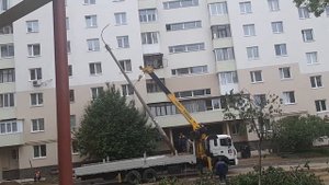 Демонтаж опоры ЛЭП манипулятором и погрузка