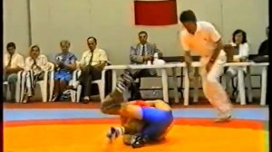 52 kg. Fabio Coshino (Fiame Oro) vs Vlatko Sokolov (Bucim Jaka), Neapol (ITA), 1995