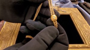 Антикварные украшения от Krementz из золота и бриллиантов. Коллекция старинных лорнетов.