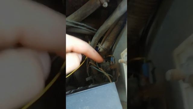 Как правельно подключить магнитолу, провода на автомагнитоле какой куда цеплять. смотреть онлайн