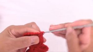 Como hacer rosas rojas muy fácil con una tira a crochet para San Valentín tejido tallermanualperu