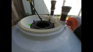 промывка и чистка бойлера водонагревателя, и замена анода.