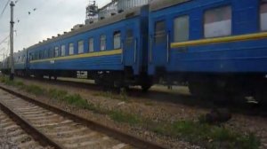 чс4-154 с поездом 246д Геническ Черновцы отправился на Киев  16 33 прибытие 16 35 о