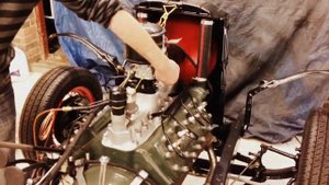 1934 Ford Flathead V8 Engine Start-up (following re-build)