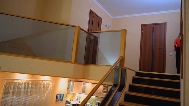 СКРЫВАЮСЬ ОТ СЕСТРЫ В ГАРАЖЕ!! смотреть онлайн