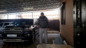 Честный обзор Toyota Land Cruiser 200 от реального владельца.