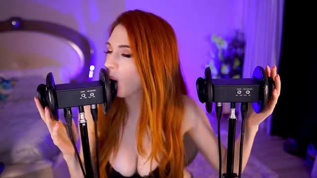 Amouranth ASMR EARLICKING