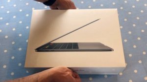 MacBook Pro 13inch Unboxing - 2019