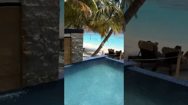 Обзор отеля Bandos Maldives вилла с бассейном