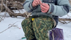 Мормышка рулит! Зимняя рыбалка в живописном месте.