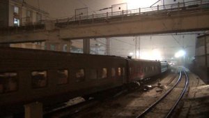 Электровозы ЭП1М-407 и ЭП1М-577 с поездом №27/28 Москва — Кисловодск