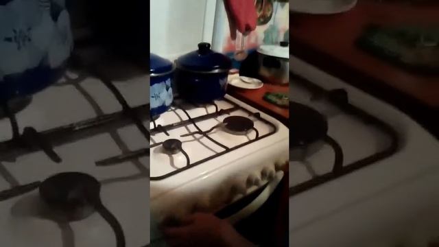 Как зажечь плиту? смотреть онлайн
