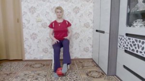 Физкультура дома № 8. Упражнения с мячом для ног