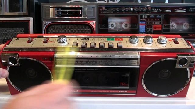 National (Panasonic) RX-F6 (1983г.) тест и описание мини-магнитолы смотреть онлайн