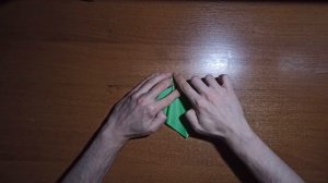 Как сделать маленькую Ёлку на стол из бумаги