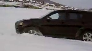 Mitsubishi Outlander XL 2010 тест на небольшом снежке