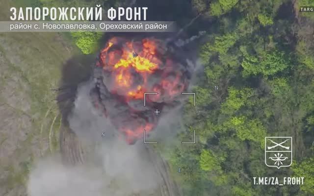 ?⚡Эффектное уничтожение артиллеристами ЮВО самоходной артиллерийской установки 2С1 «Гвоздика» ВСУ⚡