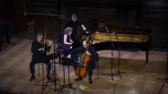 Rachmaninov Trio elegiaque no. 1 G minor Eleonora Karpukhova, Stepan Yakovich, Emin Martirosian. смотреть онлайн
