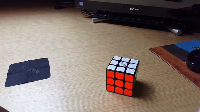 Анбоксинг с CCCSTORE.RU - кубик QiYi MoFangGe Power M и смазка Maru смотреть онлайн