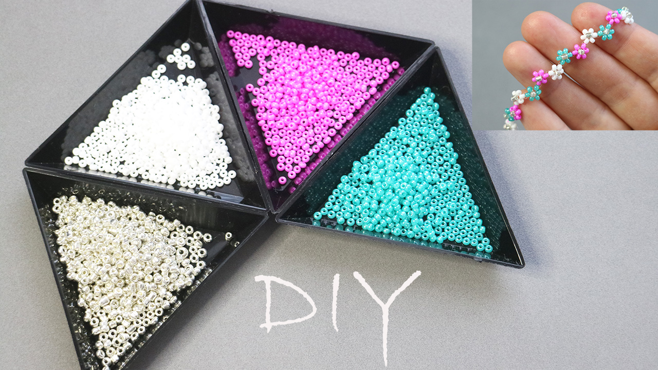 Покажу как сделать милый весенний браслет из бисера смотреть онлайн