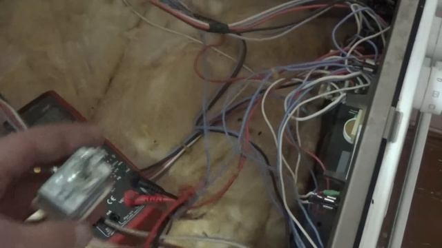 Две простых неисправности электропечи Hansa смотреть онлайн