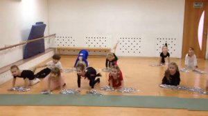 Детская гимнастика для малышей от 3 лет. Детский танец "Кап-кап дожик пошел".