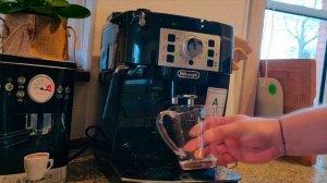 DeLonghi MagnificaS ECAM22110B . how it works