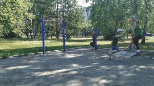 Давайте поиграем! Игра выше ноги от земли
