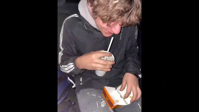 Боря лох нюхал корову смотреть онлайн