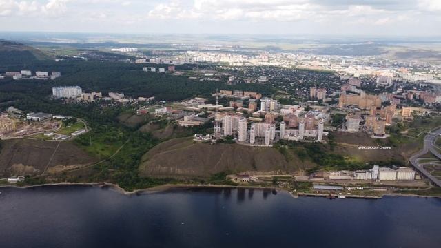 Панорама левого берега в районе Николаевского моста, Красноярск смотреть онлайн