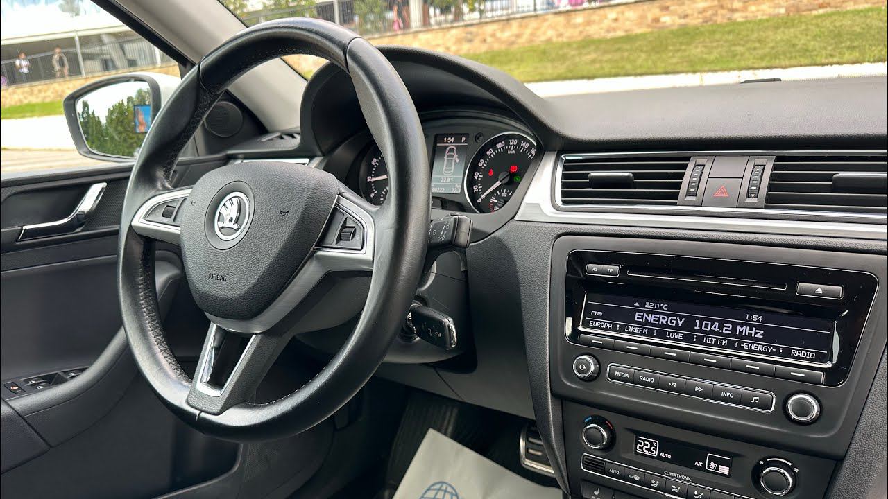 Skoda Rapid 2016 1.6AT смотреть онлайн