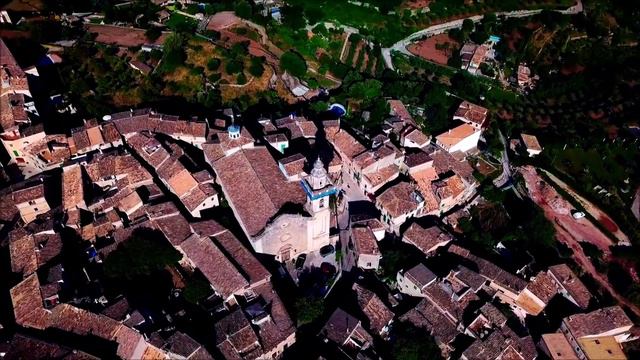 Испанские Пейзажи: Виды Испании и Отдых с Друзьями .Enjoy the views of Spain and relax with friends