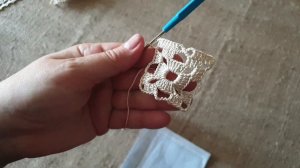 Скатерть  мотивами /шёлк и хлопк/подробно квадратный мотив/вязание