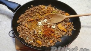 Гречка со свининой по-купечески в духовке