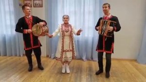 Марийские танцы под гармонь приятно смотреть! Гармонист - баянист - Александр Славин !