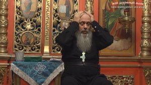 Можно ли во время службы проговаривать шепотом молитву? (прот. Владимир Головин)