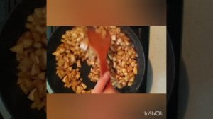 Яблочный штрудель из слоеного теста