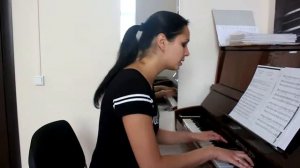 Анна Дмитриевна, преподаватель академического и эстрадного вокала