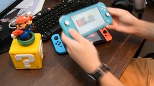 Распаковка и мини-обзор Nintendo Switch Lite!