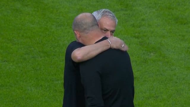 José Mourinho is reunited with Dejan Stanković
