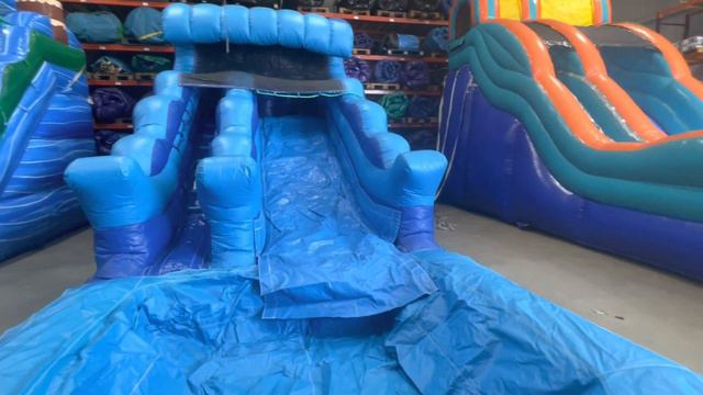 Water Slide Rentals in New Orleans from About to Bounce inflatable rentals смотреть онлайн