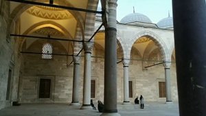 Мечеть Сулеймание. Могилы султана Сулейман и Хюррем в Стамбуле. История османской империи